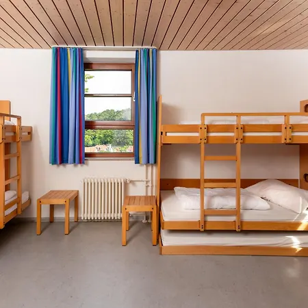 Hostel Burg Rabeneck *